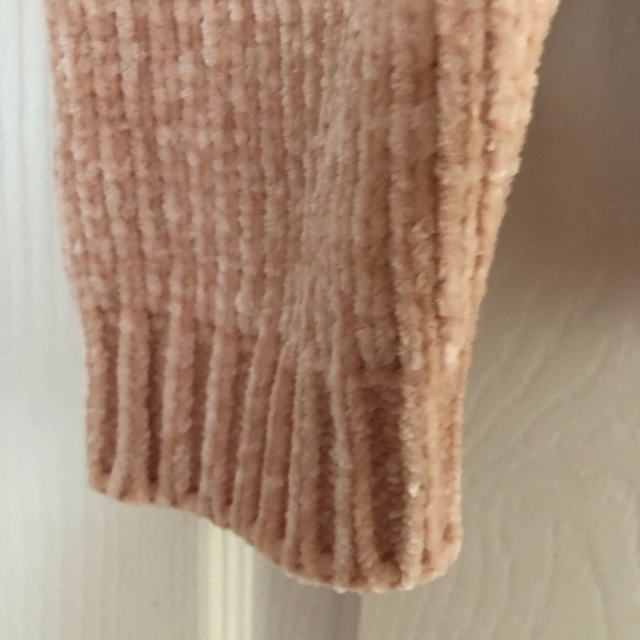 Sweater - Picture 3 of 3